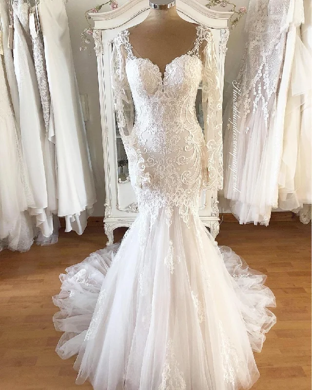 Mermaid V-back Long Sleeve Lace Wedding Dress