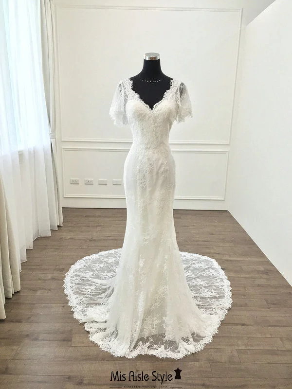 Mermaid Low V-back Soft Lace Flutter Sleeve Wedding Dress