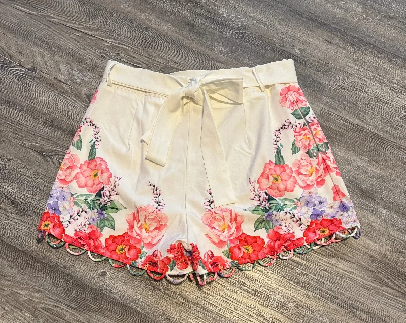 Shorts By Clothes Mentor  Size: 14