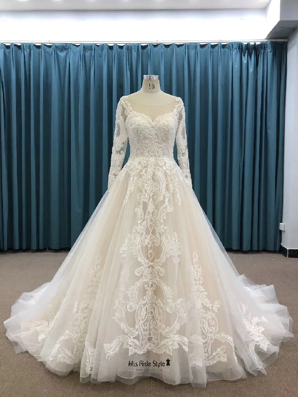 Modest Long Sleeves Lace Wedding Dress