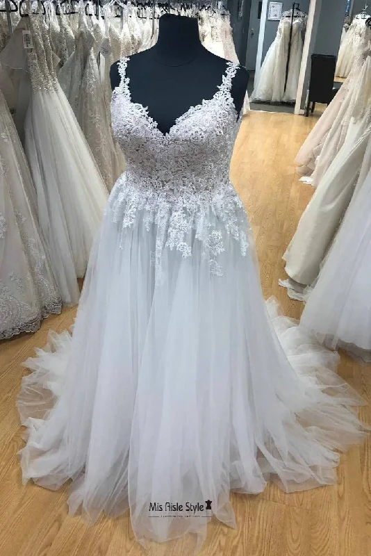 Elegant Straps Tulle and Lace Wedding Dress