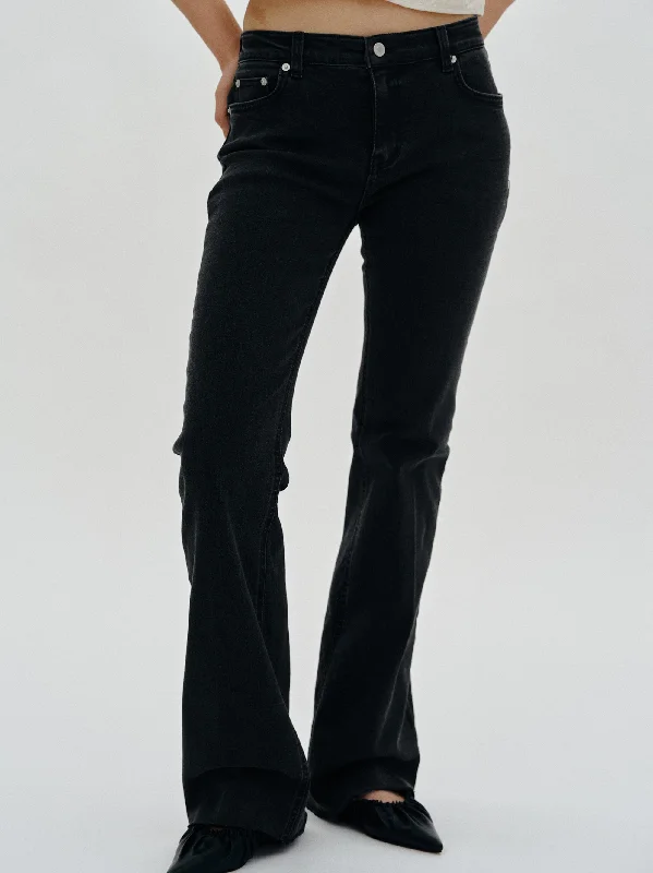 Low Rise Flared Jeans, Black