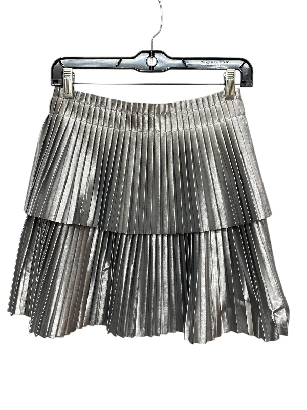 Skirt Mini & Short By Endless Rose In Silver, Size: S