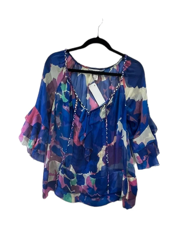 Top Short Sleeve Designer By Diane Von Furstenberg In Blue & Pink, Size: M