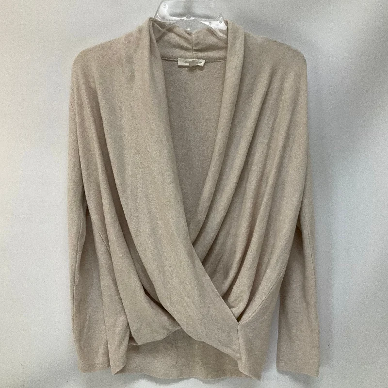 Top Long Sleeve By Cma In Beige, Size: Xs