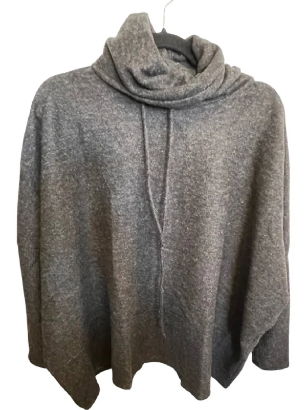 Women's Poncho Top In Grey