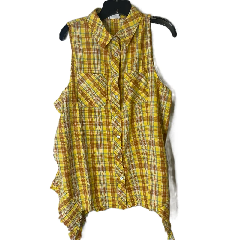 Top Sleeveless By Clothes Mentor In Yellow, Size: 1x